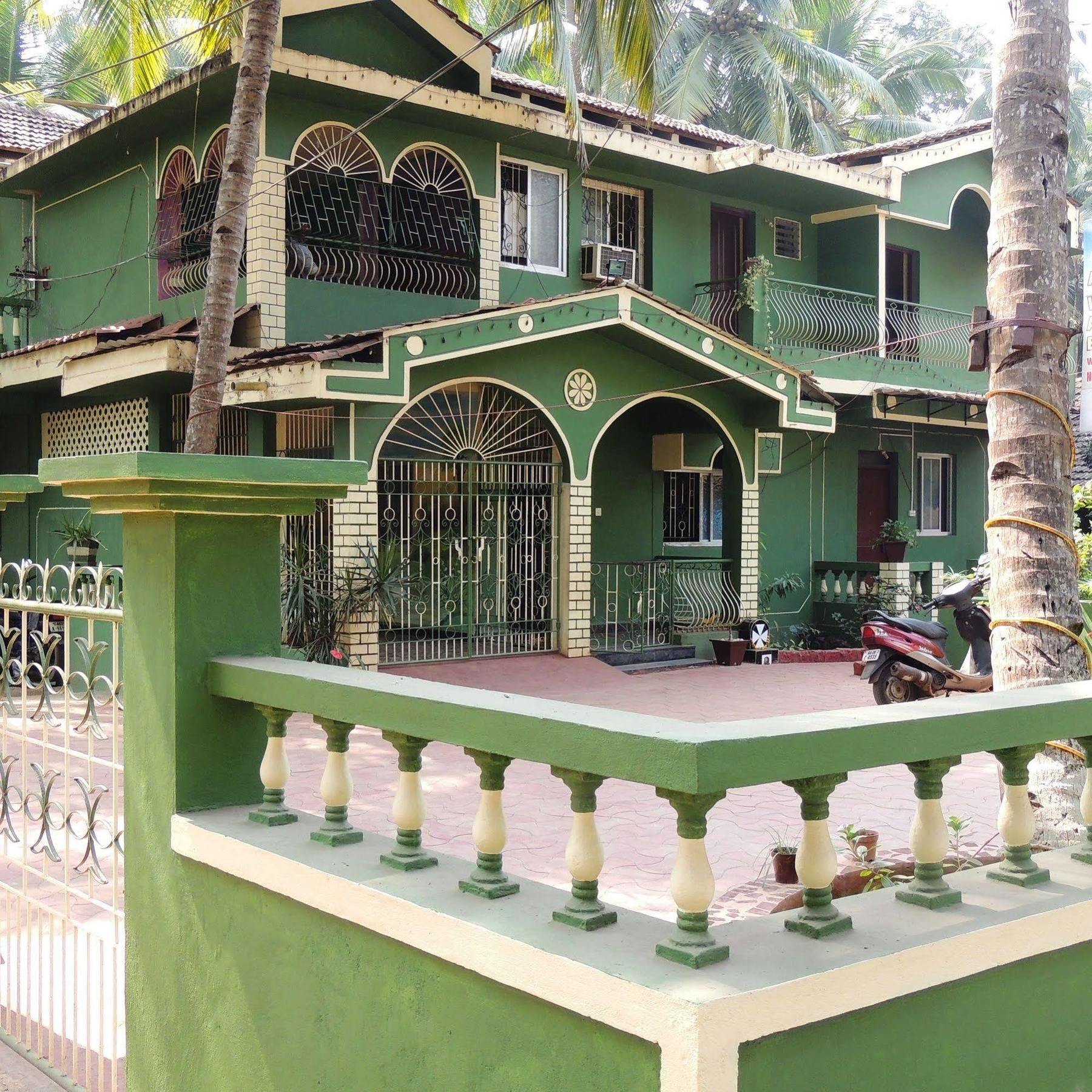 Jes Guest House Majorda Exterior photo